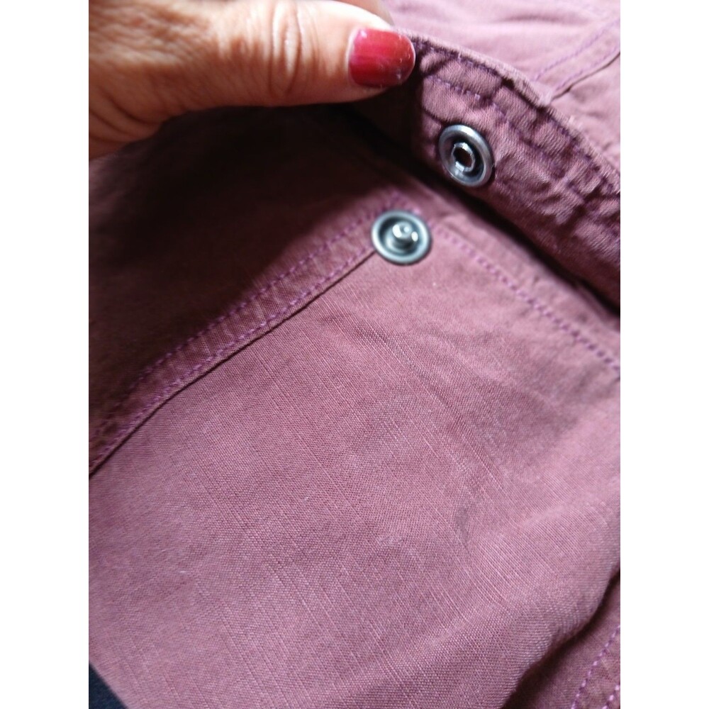 GUESS ECO Women's Wine Cargo Pants, Zipper Pockets, Size 27 - Picture 6 of 15